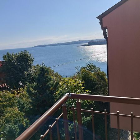 Farlalievi Guest House ソゾポル エクステリア 写真