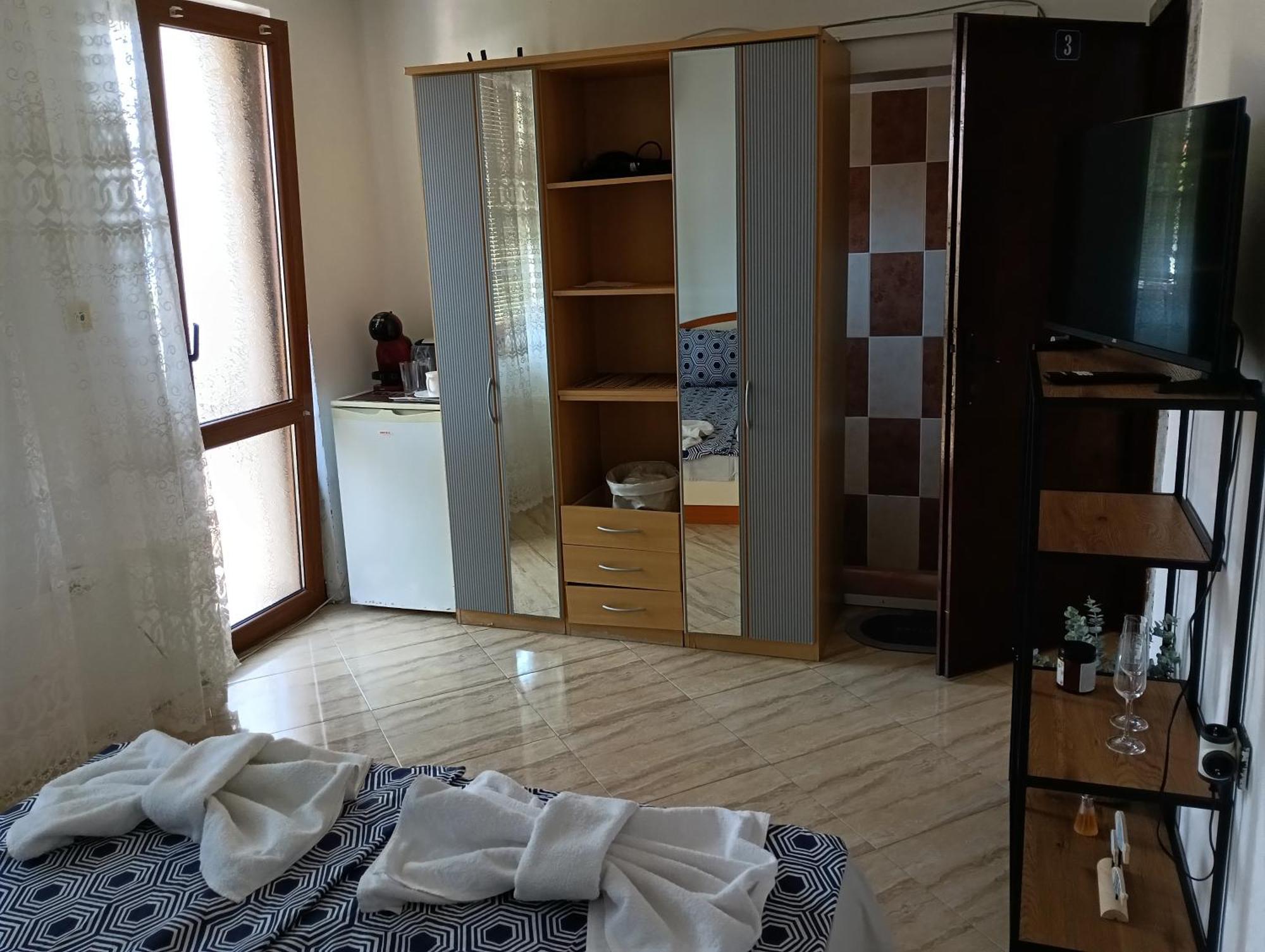 Farlalievi Guest House ソゾポル エクステリア 写真